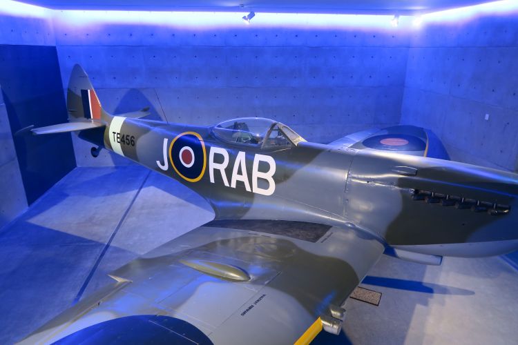 Auckland Museum - Spitfire