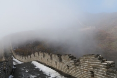 Chineische Mauer im Nebel-2