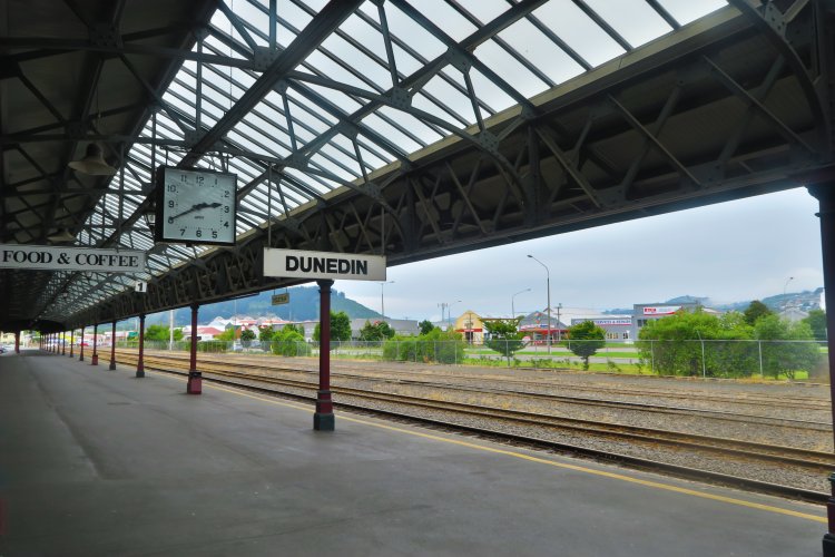 Bahnhof Dunedin - Bahngleis