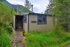 Arbeitshuette-vor-dem-Rocky-Point