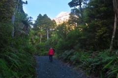 Frueh-morgens-auf-dem-Summit-Track