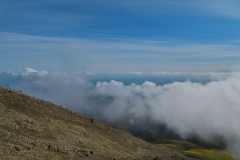 Summit-Route-knapp-über-den-Wolken