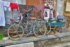 Fahrraeder-Waesche-in-Hutongs