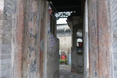 Hutongs-Blick-durch-die-Tuer