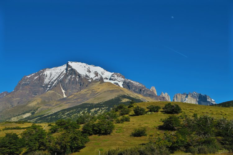 Almirante Nieto Mountain