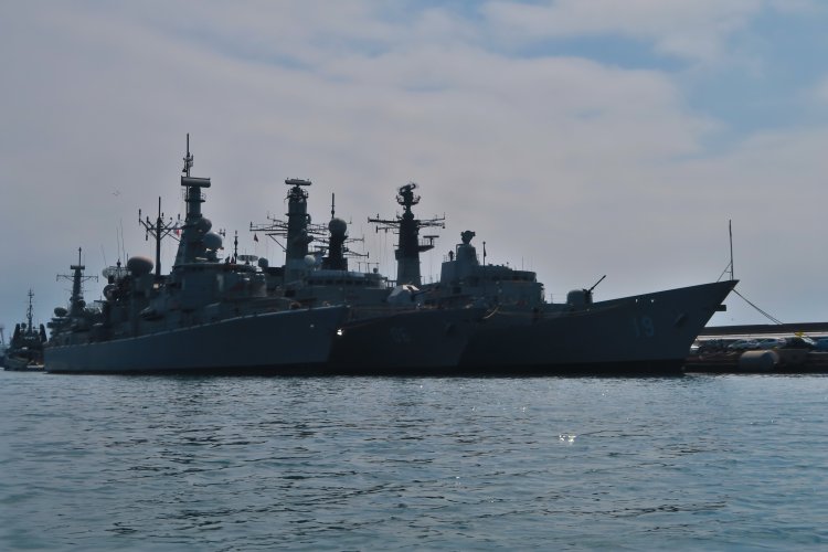 Hafenrundfahrt - Chilenische Marine-2